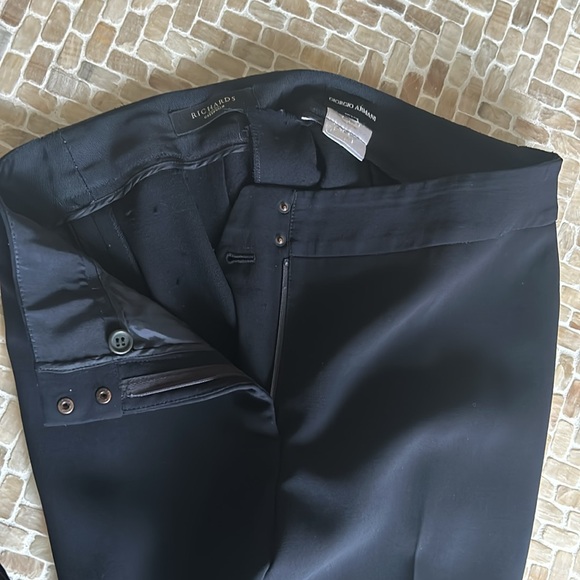 VTG GIORGIO ARMANI Ladies Pant Suit, Sz 8, black - Picture 13 of 17